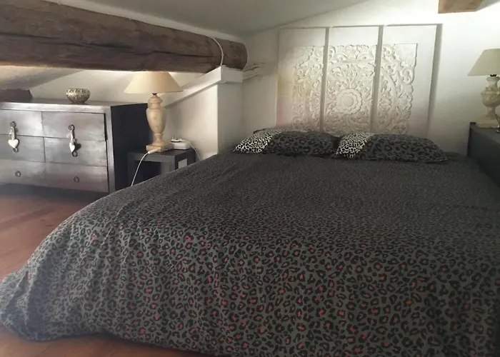 Ravissant studio climatisé Gambetta Miséricorde au cœur de Saint-Tropez